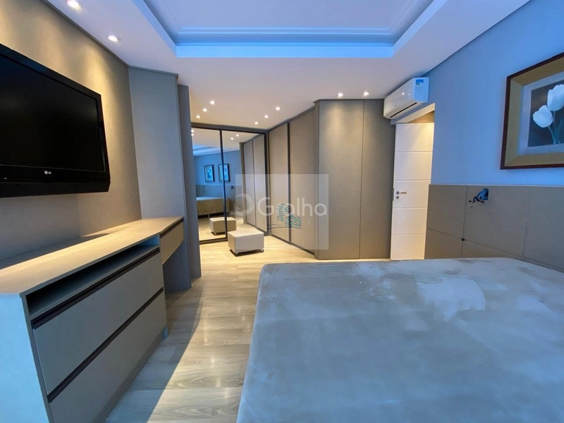 Apartamento de 221m² com 3 suítes na Agronômica: 20ª foto da galeria de imagens do imóvel