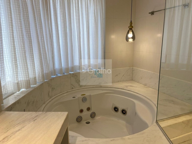 Apartamento de 221m² com 3 suítes na Agronômica: 21ª foto da galeria de imagens do imóvel