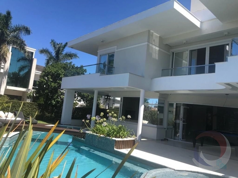 Casa a venda em Jurerê internacional Amoreville: 8ª foto da galeria de imagens do imóvel