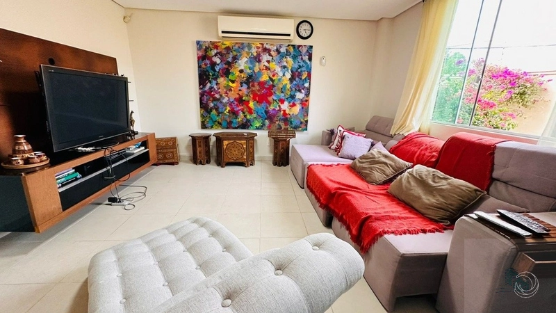 Casa residencial no Córrego Grande: 5ª foto da galeria de imagens do imóvel