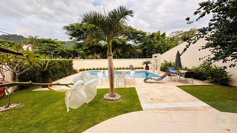 Casa residencial no Córrego Grande: 4ª foto da galeria de imagens do imóvel