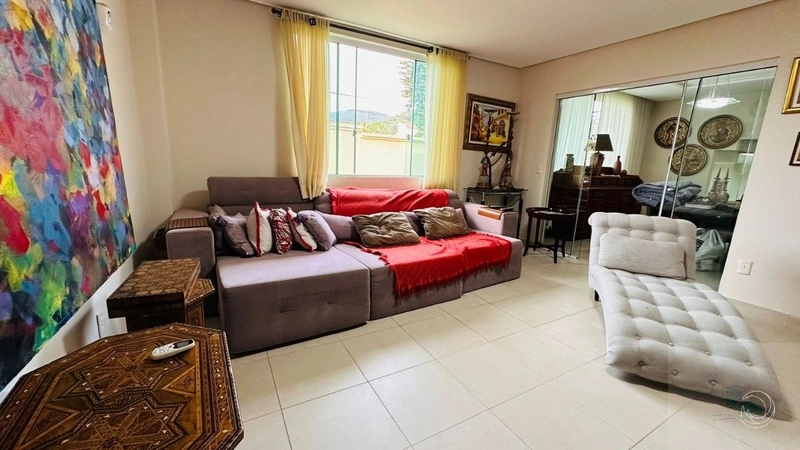Casa residencial no Córrego Grande: 8ª foto da galeria de imagens do imóvel