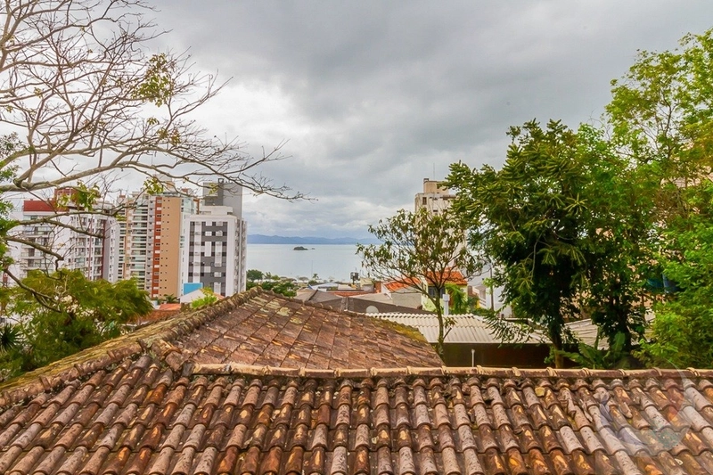 Casa alto padrão Agronômica perto do WOA: 28ª foto da galeria de imagens do imóvel