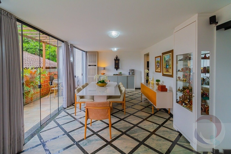 Casa alto padrão Agronômica perto do WOA: 8ª foto da galeria de imagens do imóvel