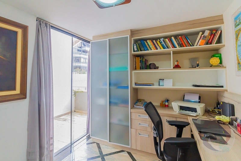 Casa alto padrão Agronômica perto do WOA: 29ª foto da galeria de imagens do imóvel