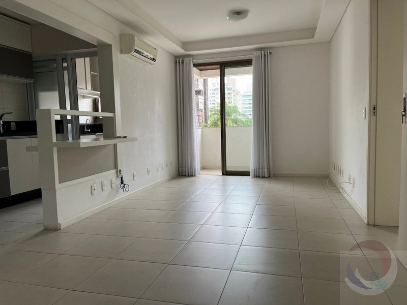 Apartamento a venda próximo ao Shopping beira mar e praça Celso Ramos: 2ª foto da galeria de imagens do imóvel