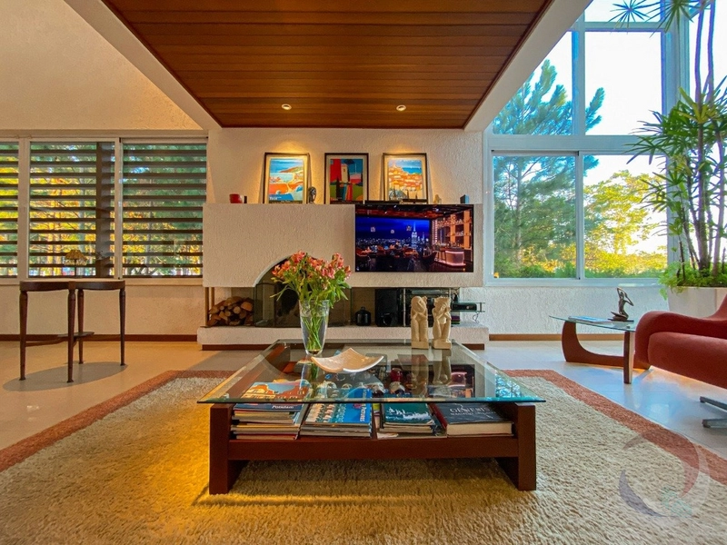 Casa de luxo com 5 dormitórios e 4 suítes em Florianópolis: 11ª foto da galeria de imagens do imóvel