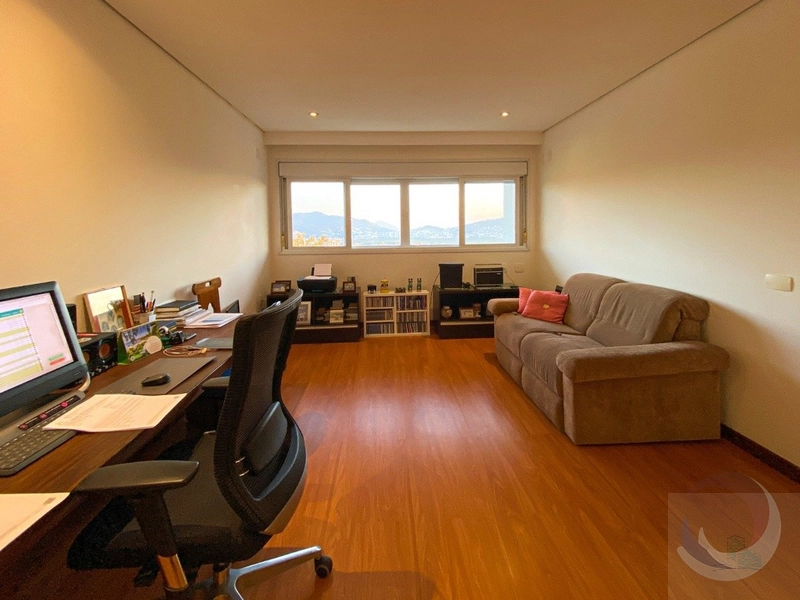 Casa de luxo com 5 dormitórios e 4 suítes em Florianópolis: 19ª foto da galeria de imagens do imóvel