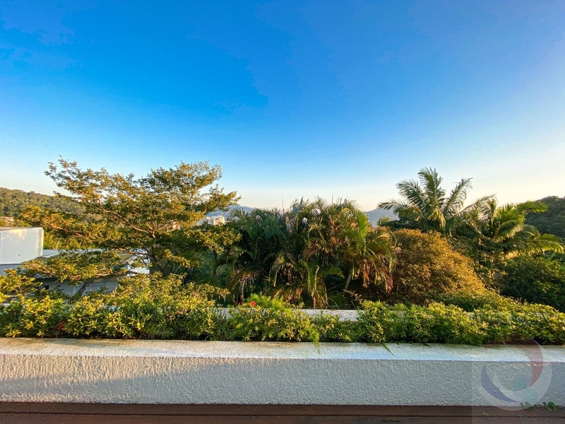 Casa de luxo com 5 dormitórios e 4 suítes em Florianópolis: 37ª foto da galeria de imagens do imóvel