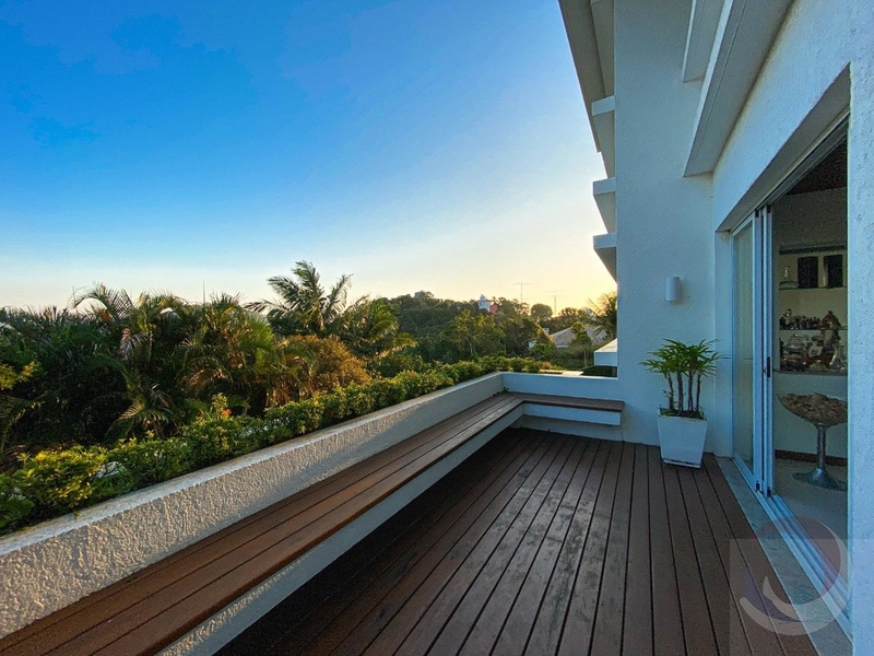 Casa de luxo com 5 dormitórios e 4 suítes em Florianópolis: 14ª foto da galeria de imagens do imóvel