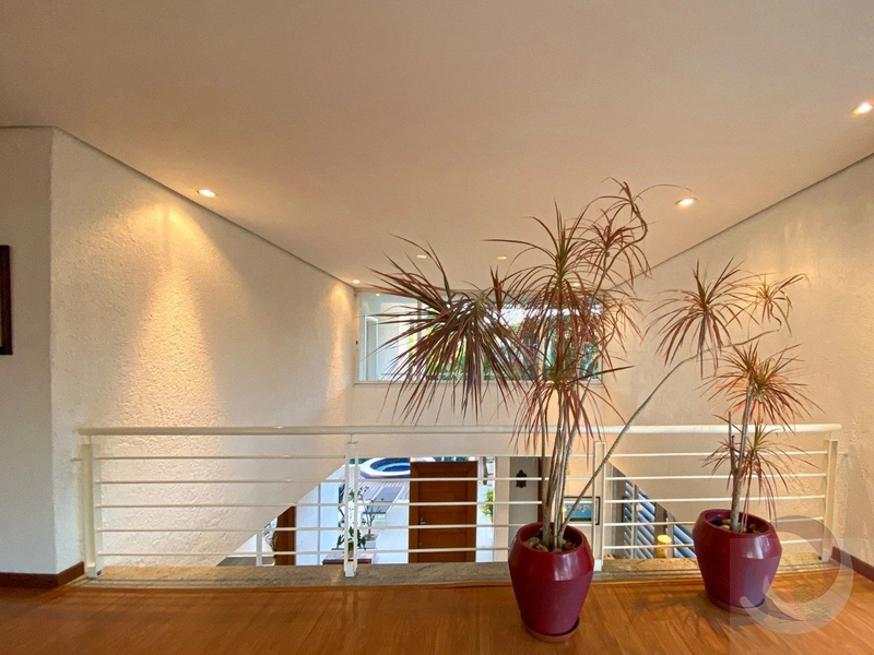 Casa de luxo com 5 dormitórios e 4 suítes em Florianópolis: 18ª foto da galeria de imagens do imóvel