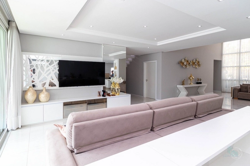 Casa de luxo em Jurerê Internacional, com 344,06m² de área privativa: 1ª foto da galeria de imagens do imóvel