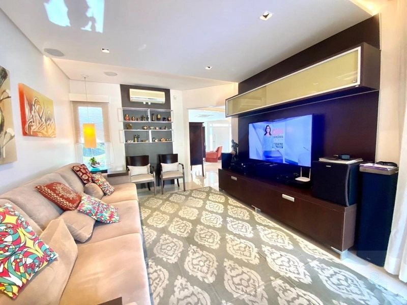Casa de Luxo em Jurerê Internacional - 5 Dormitórios - Venda: 17ª foto da galeria de imagens do imóvel