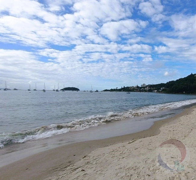 Lote/Terreno para venda possui 1086 m² em Jurerê - Florianópolis: 5ª foto da galeria de imagens do imóvel
