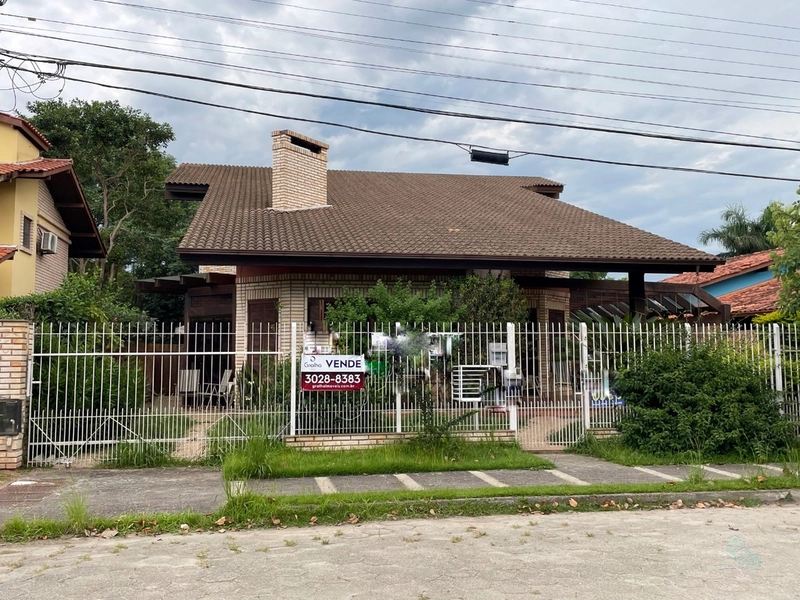Casa à venda em Jurerê Internacional, Florianópolis: 2ª foto da galeria de imagens do imóvel