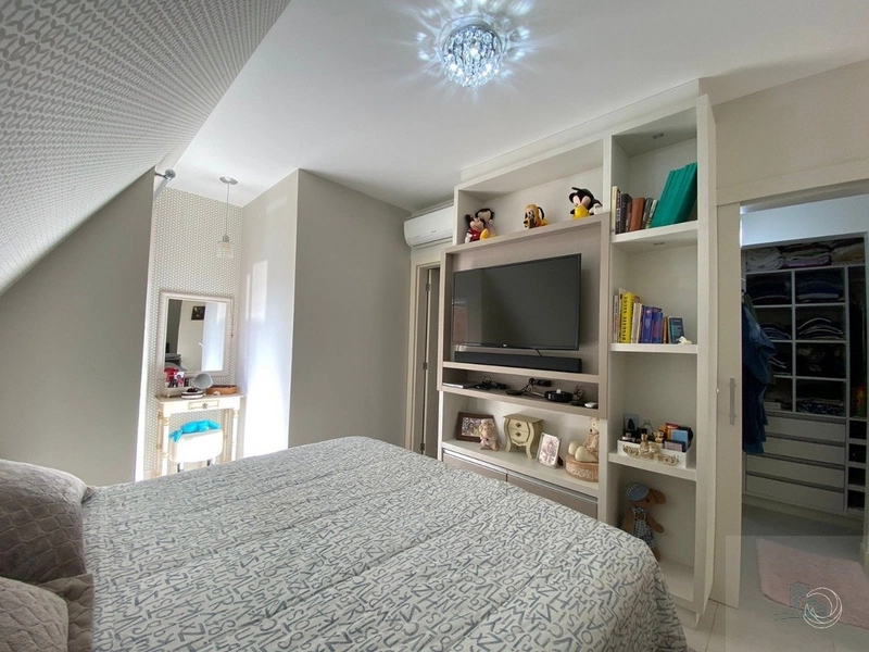 Duplex para venda tem 121 metros quadrados com 3 quartos em Córrego Gr: 32ª foto da galeria de imagens do imóvel