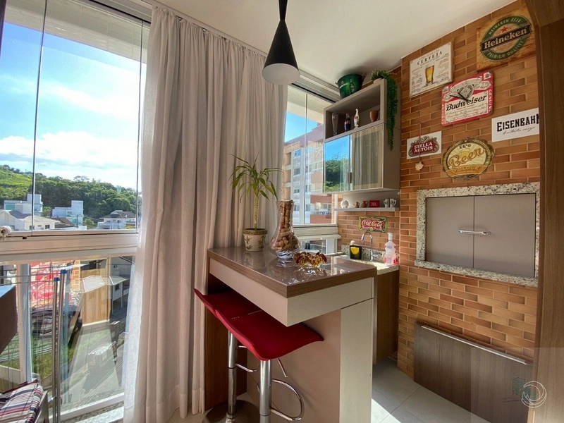 Duplex para venda tem 121 metros quadrados com 3 quartos em Córrego Gr: 1ª foto da galeria de imagens do imóvel