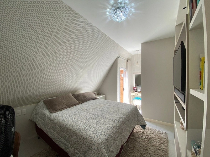 Duplex para venda tem 121 metros quadrados com 3 quartos em Córrego Gr: 18ª foto da galeria de imagens do imóvel