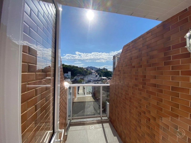 Duplex para venda tem 121 metros quadrados com 3 quartos em Córrego Gr: 13ª foto da galeria de imagens do imóvel