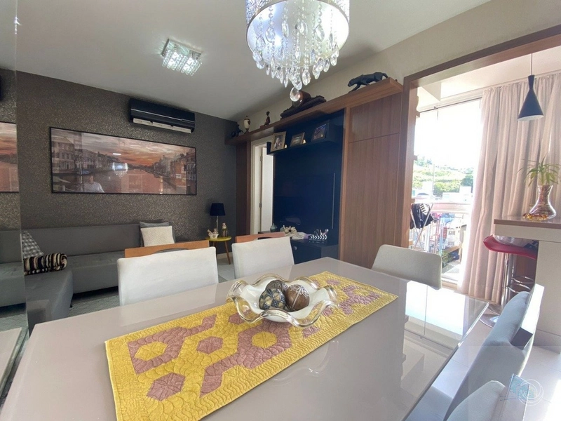Duplex para venda tem 121 metros quadrados com 3 quartos em Córrego Gr: 16ª foto da galeria de imagens do imóvel