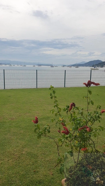 Casa a venda frente mar em Santo Antonio Lisboa: 5ª foto da galeria de imagens do imóvel