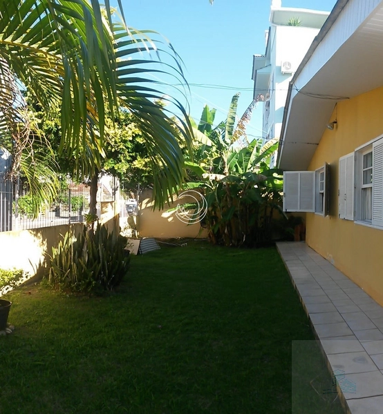 Lote/Terreno para venda com 450 metros quadrados em Canasvieiras - Flo: 8ª foto da galeria de imagens do imóvel