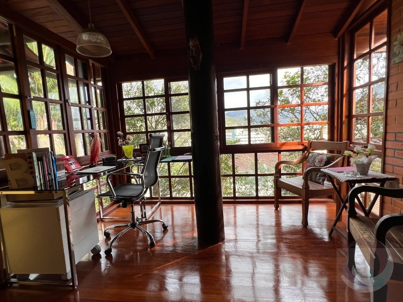 Casa Residencial à venda em Itacorubi, Florianópolis: 1ª foto da galeria de imagens do imóvel