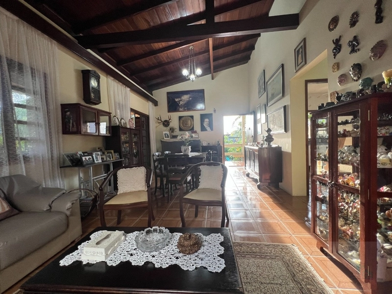 Casa à venda em Florianópolis, Sambaqui: 2ª foto da galeria de imagens do imóvel