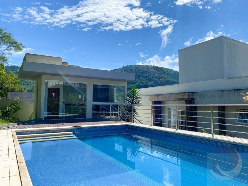 Casa à venda em Florianópolis - Roland Garros: 1ª foto da galeria de imagens do imóvel