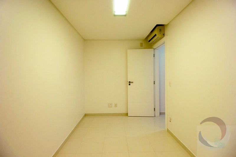 Casa para venda possui 728 metros quadrados com 7 quartos: 57ª foto da galeria de imagens do imóvel