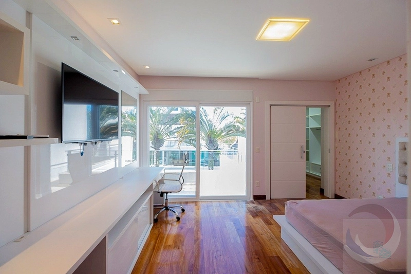 Casa para venda possui 728 metros quadrados com 7 quartos: 28ª foto da galeria de imagens do imóvel