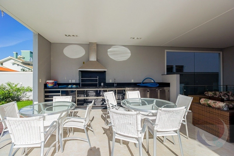 Casa para venda possui 728 metros quadrados com 7 quartos: 94ª foto da galeria de imagens do imóvel
