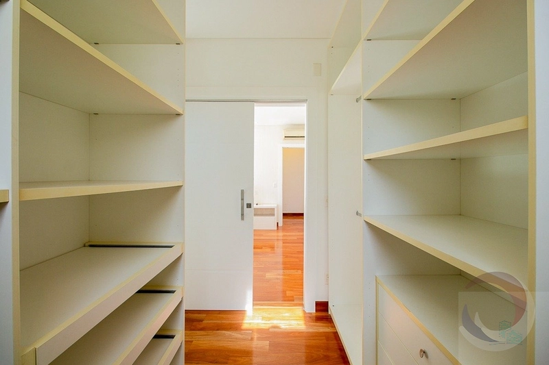 Casa para venda possui 728 metros quadrados com 7 quartos: 25ª foto da galeria de imagens do imóvel