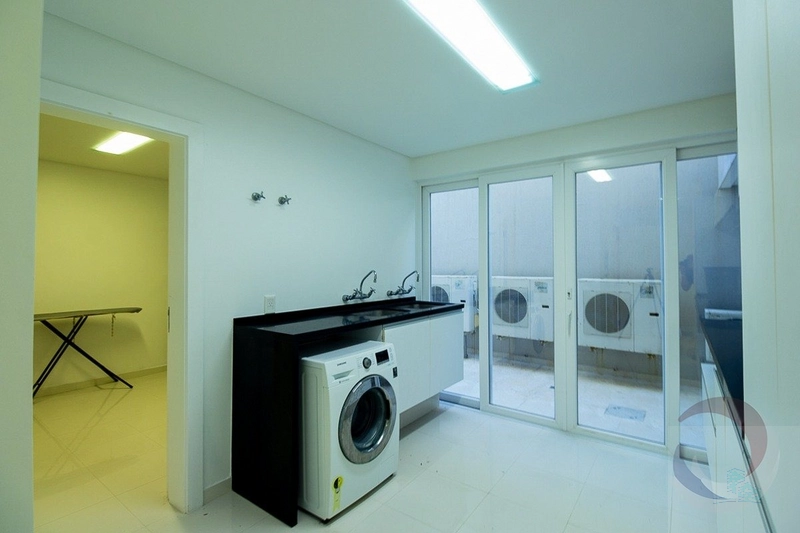Casa para venda possui 728 metros quadrados com 7 quartos: 91ª foto da galeria de imagens do imóvel