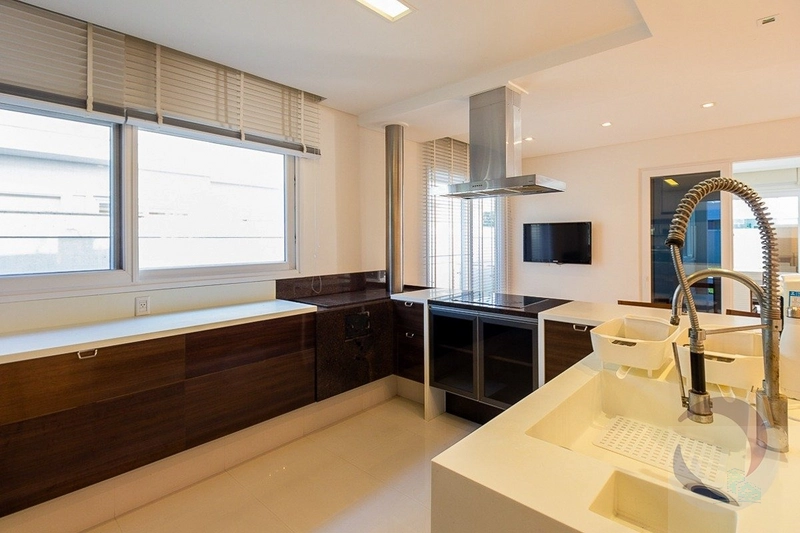 Casa para venda possui 728 metros quadrados com 7 quartos: 89ª foto da galeria de imagens do imóvel