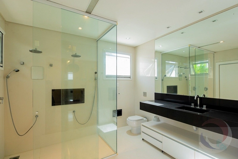 Casa para venda possui 728 metros quadrados com 7 quartos: 15ª foto da galeria de imagens do imóvel