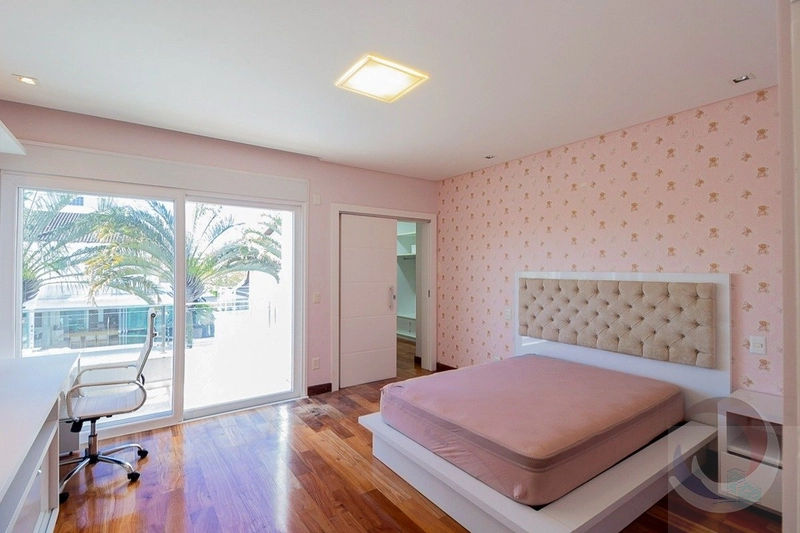 Casa para venda possui 728 metros quadrados com 7 quartos: 27ª foto da galeria de imagens do imóvel