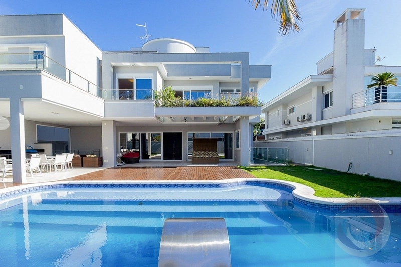 Casa para venda possui 728 metros quadrados com 7 quartos: 104ª foto da galeria de imagens do imóvel