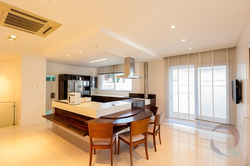 Casa para venda possui 728 metros quadrados com 7 quartos: 48ª foto da galeria de imagens do imóvel