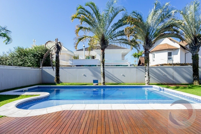 Casa para venda possui 728 metros quadrados com 7 quartos: 60ª foto da galeria de imagens do imóvel