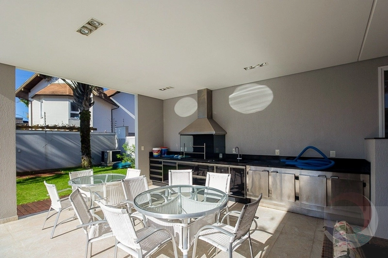 Casa para venda possui 728 metros quadrados com 7 quartos: 62ª foto da galeria de imagens do imóvel