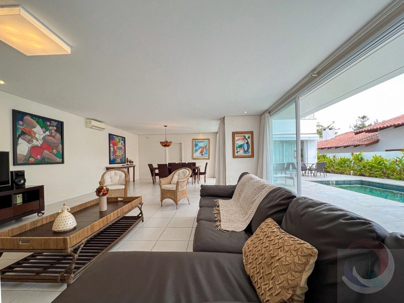 Casa de Luxo em Jurerê Internacional - Venda: 9ª foto da galeria de imagens do imóvel