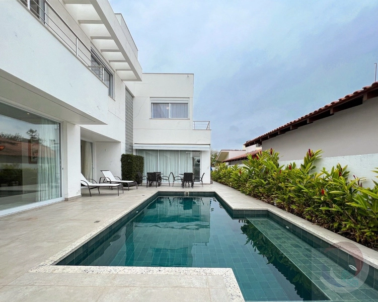 Casa de Luxo em Jurerê Internacional - Venda: 22ª foto da galeria de imagens do imóvel