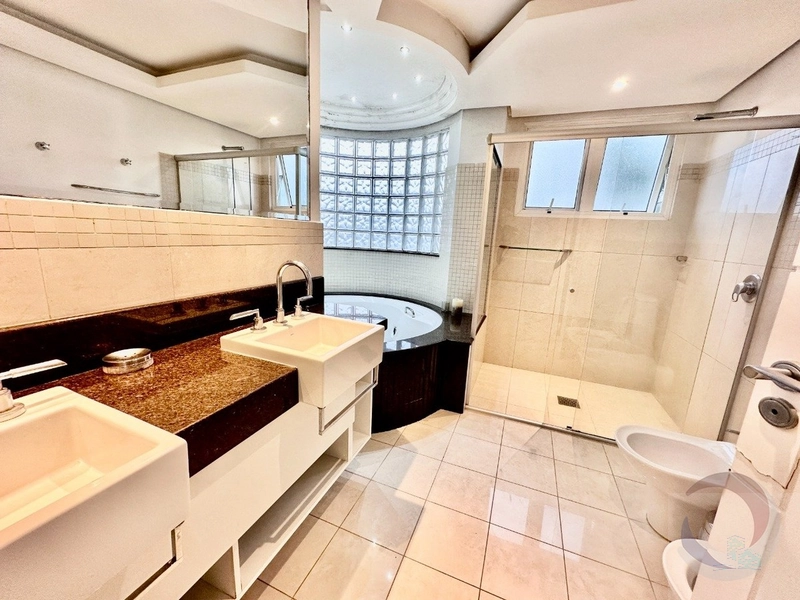 Casa de Luxo em Jurerê Internacional - Florianópolis: 13ª foto da galeria de imagens do imóvel