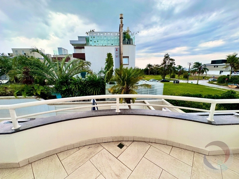 Casa de Luxo em Jurerê Internacional - Florianópolis: 12ª foto da galeria de imagens do imóvel