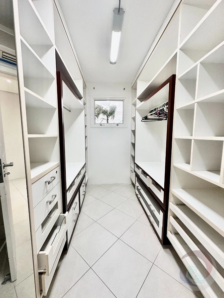Casa de Luxo em Jurerê Internacional - Florianópolis: 23ª foto da galeria de imagens do imóvel