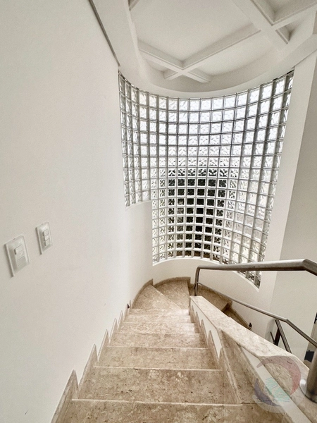Casa de Luxo em Jurerê Internacional - Florianópolis: 11ª foto da galeria de imagens do imóvel