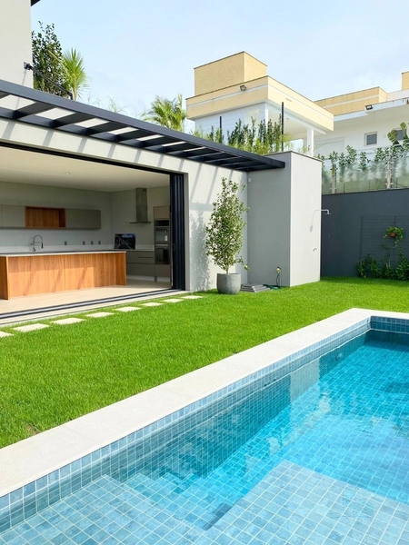 Casa de luxo à venda em Lagoa Da Conceição, Florianópolis: 9ª foto da galeria de imagens do imóvel