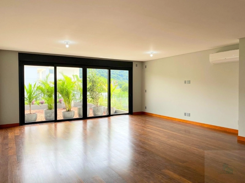 Casa de luxo à venda em Lagoa Da Conceição, Florianópolis: 15ª foto da galeria de imagens do imóvel