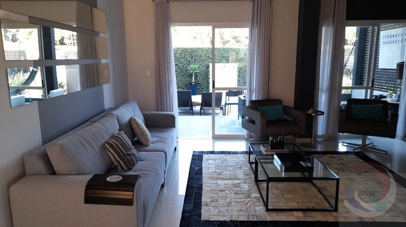 Casa de luxo com 4 suítes em Jurerê, Florianópolis: 16ª foto da galeria de imagens do imóvel